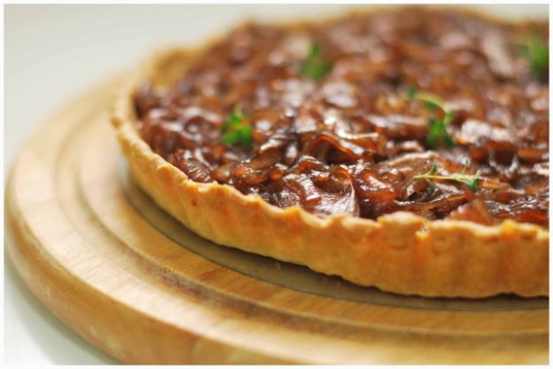 Caramelized Onions and Blue Cheese Tart