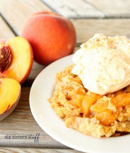 Slow Cooker Peach Cobbler