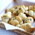 Garlic knots
