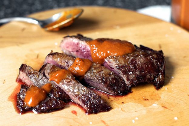 Charred pepper steak sauce