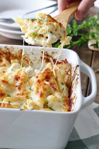 Chicken alfredo pasta bake
