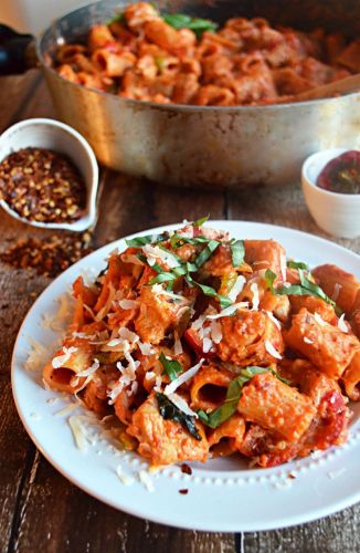 Chicken rigatoni