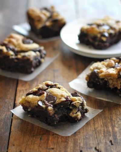 Chocolate chip cookie brownies