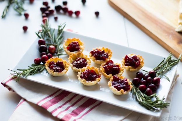 Cranberry Brie Mini Tarts