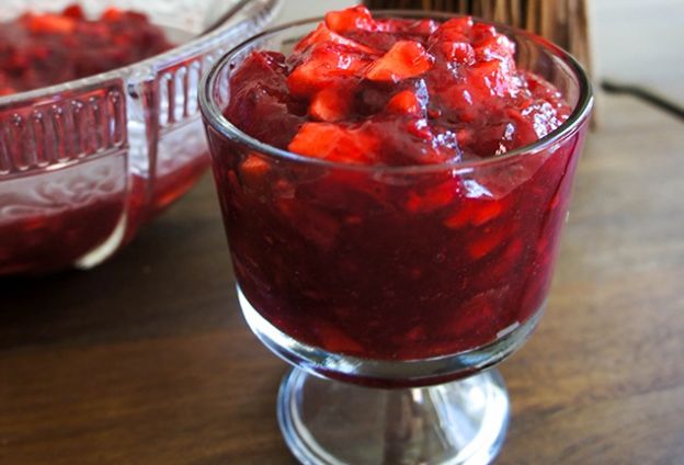 Crave-worthy cranberry apple jello