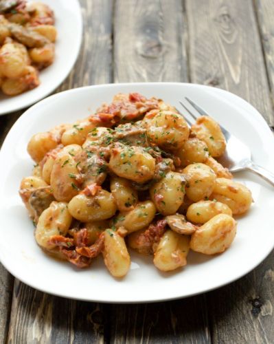 Creamy Gnocchi With Mushrooms And Sun-Dried Tomatoes
