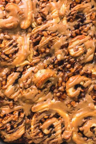 Apple Pie Cinnamon Rolls