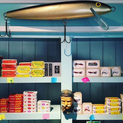 It has beautiful packaging