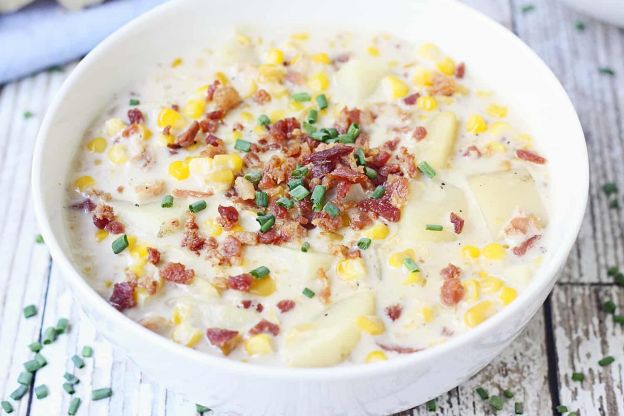 Easy Slow Cooker Corn Chowder