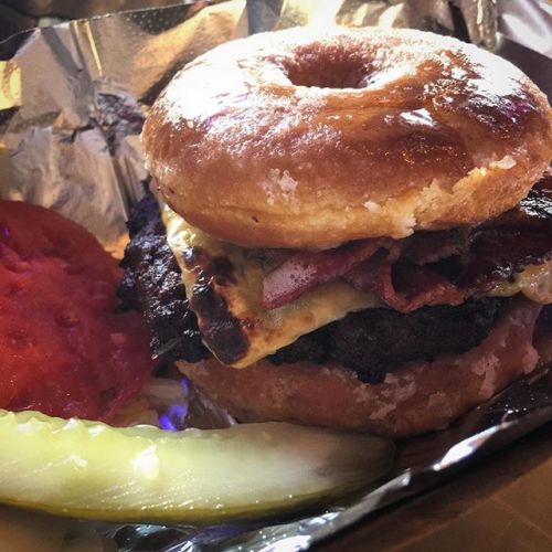 Donut burger