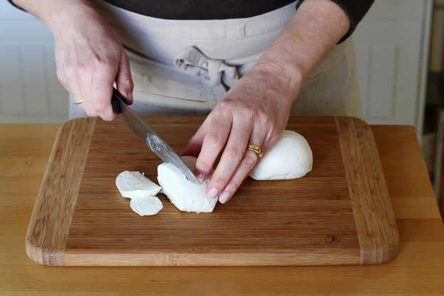 Drain Fresh Mozzarella