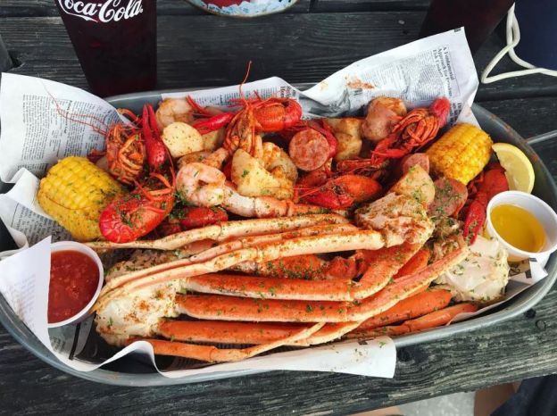 The Noizy Oyster - Myrtle Beach, South Carolina