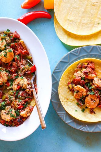 EASY FIRE ROASTED CROCK POT SHRIMP TACOS