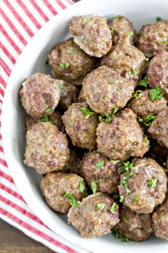 Easy homemade meatballs