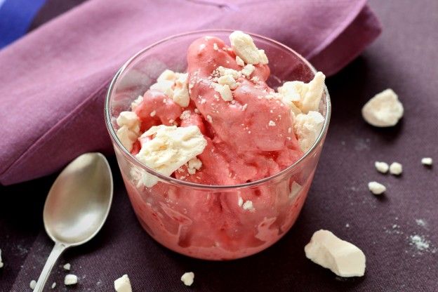 Strawberry Frozen Yogurt