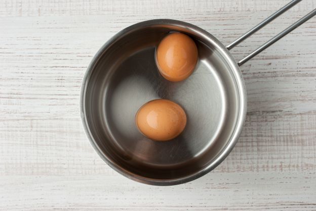 Quickly Bring Eggs to Room Temperature