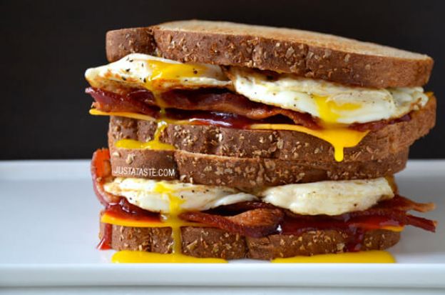 Egg Sandwich with Bacon, Cheddar and Strawberry Jam