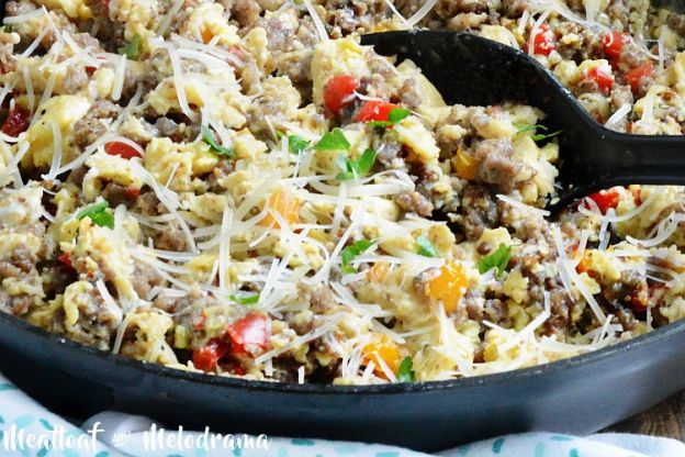 Low-Carb Sausage Egg Breakfast Scramble