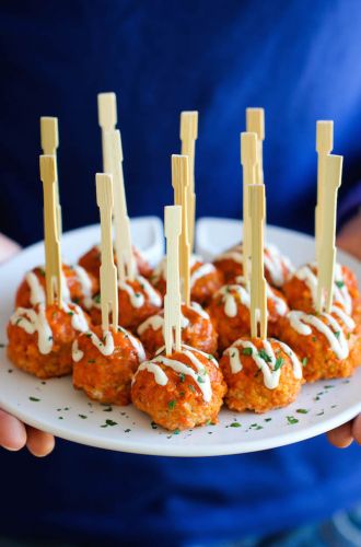 Slow Cooker Buffalo Chicken Meatballs