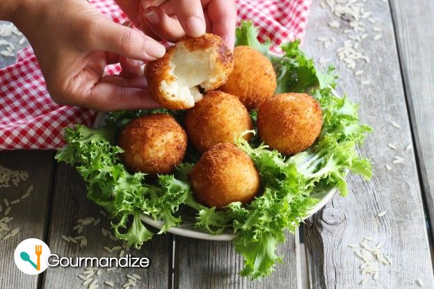 Deep-Fried Mozzarella Risotto Balls