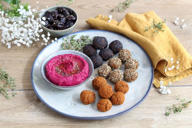 Falafel Trio and Beetroot Hummus Plate