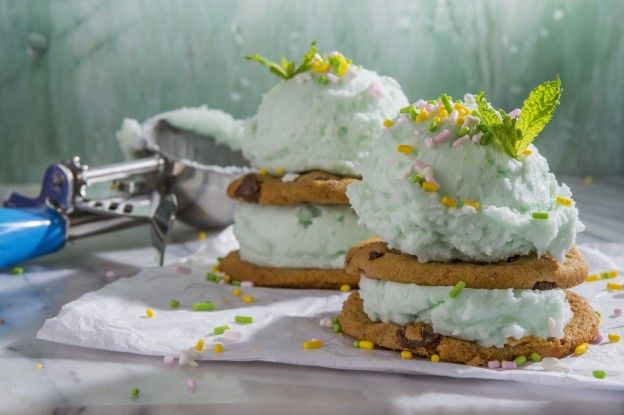 Ice cream sandwiches