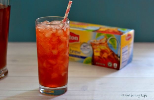 Five Minute Raspberry Iced Tea