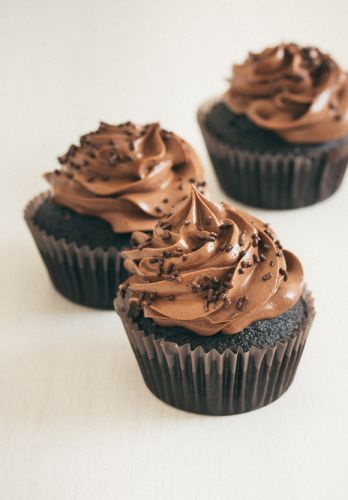 Fudge chocolate frosting