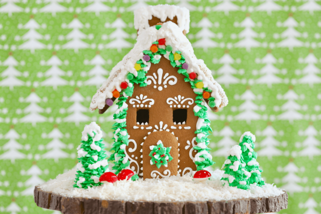 USA - Gingerbread House