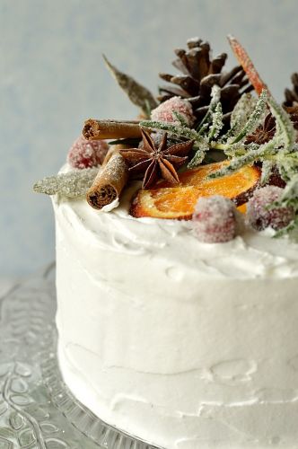 Gingered Christmas Fruitcake With Rustic Decorations