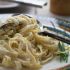 Greek pasta with yogurt, garlic and butter