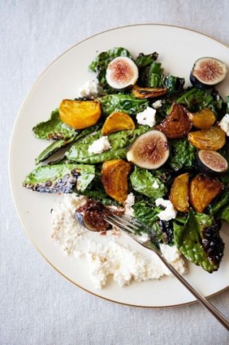 Grilled kale salad with beets, figs and ricotta