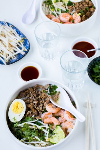 Kuy teav, pork and seafood noodle soup (Cambodia)