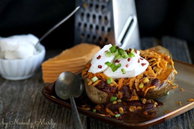 Loaded Vegan Baked Potatoes
