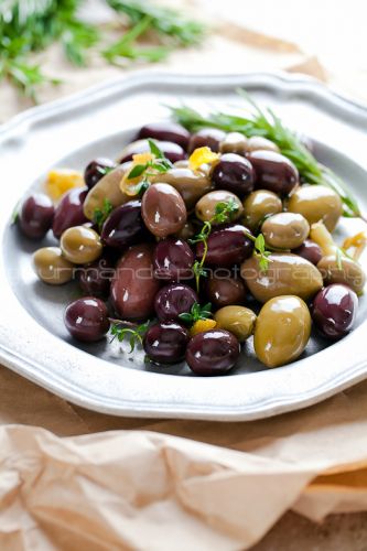 Marinated Olives With Garlic Thyme And Rosemary