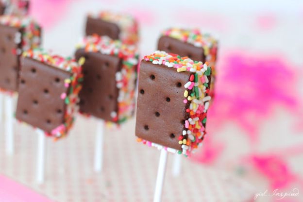 Mini ice cream sandwich pops