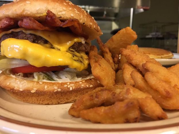 Mom's Restaurant - Franklin, OH