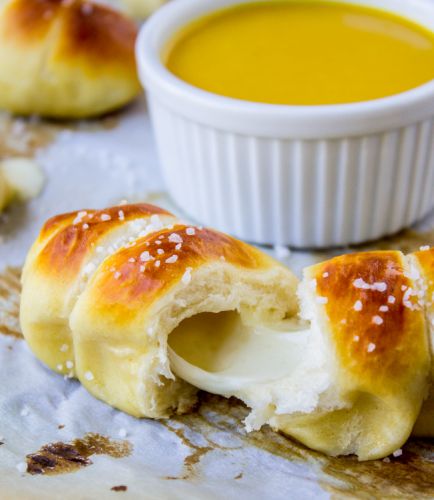 Mozzarella-stuffed pretzel rolls