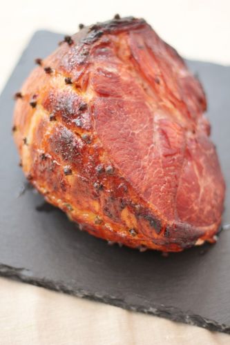 Easy Mulled Wine Christmas Ham