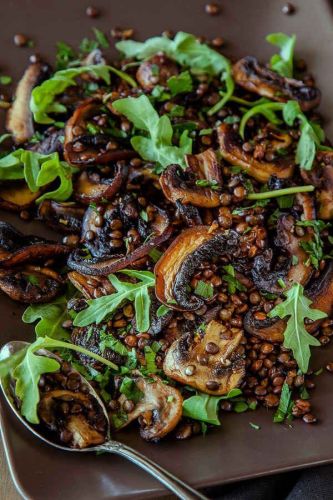 Mushroom, lemon and lentil salad