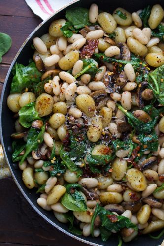 One Pan Gnocchi with Sundried Tomatoes and White Beans