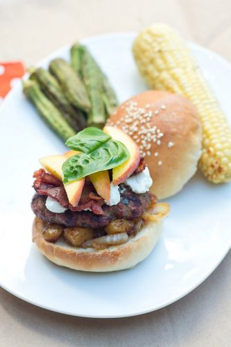 PEACH CHUTNEY BURGERS WITH BACON AND GOAT CHEESE
