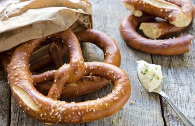 Soft pretzels with chived cheese