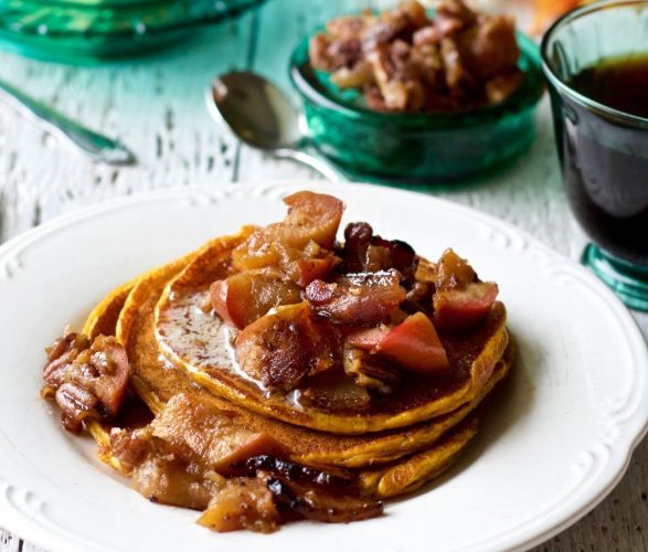 Pumpkin Spice Pancakes with Candied Bacon Apple Topping