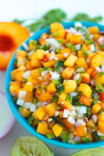 Quick And Easy Peach Salsa