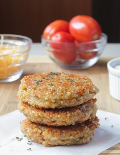 Sun-dried tomato and mozzarella quinoa burgers