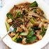 Noodles in gravy with shrimp (Rad Na Goong)