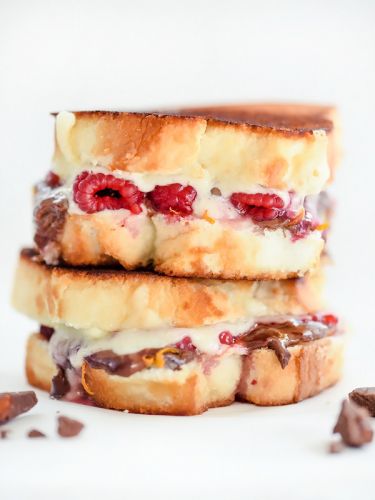 Raspberry and chocolate with almonds grilled cheese