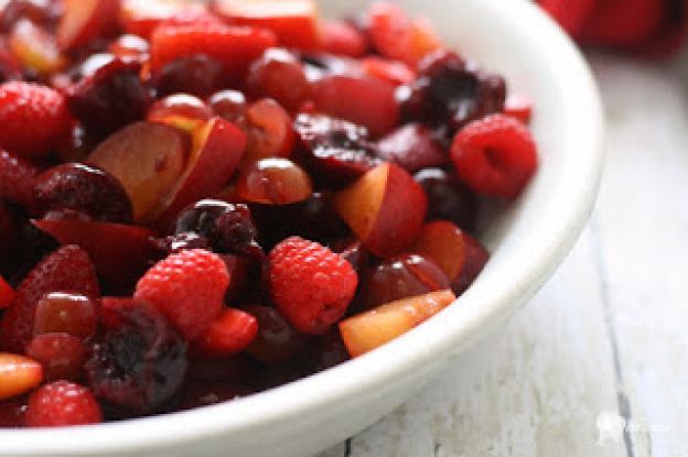 Red fruit salad