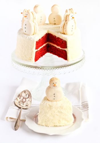 Red velvet snow cake